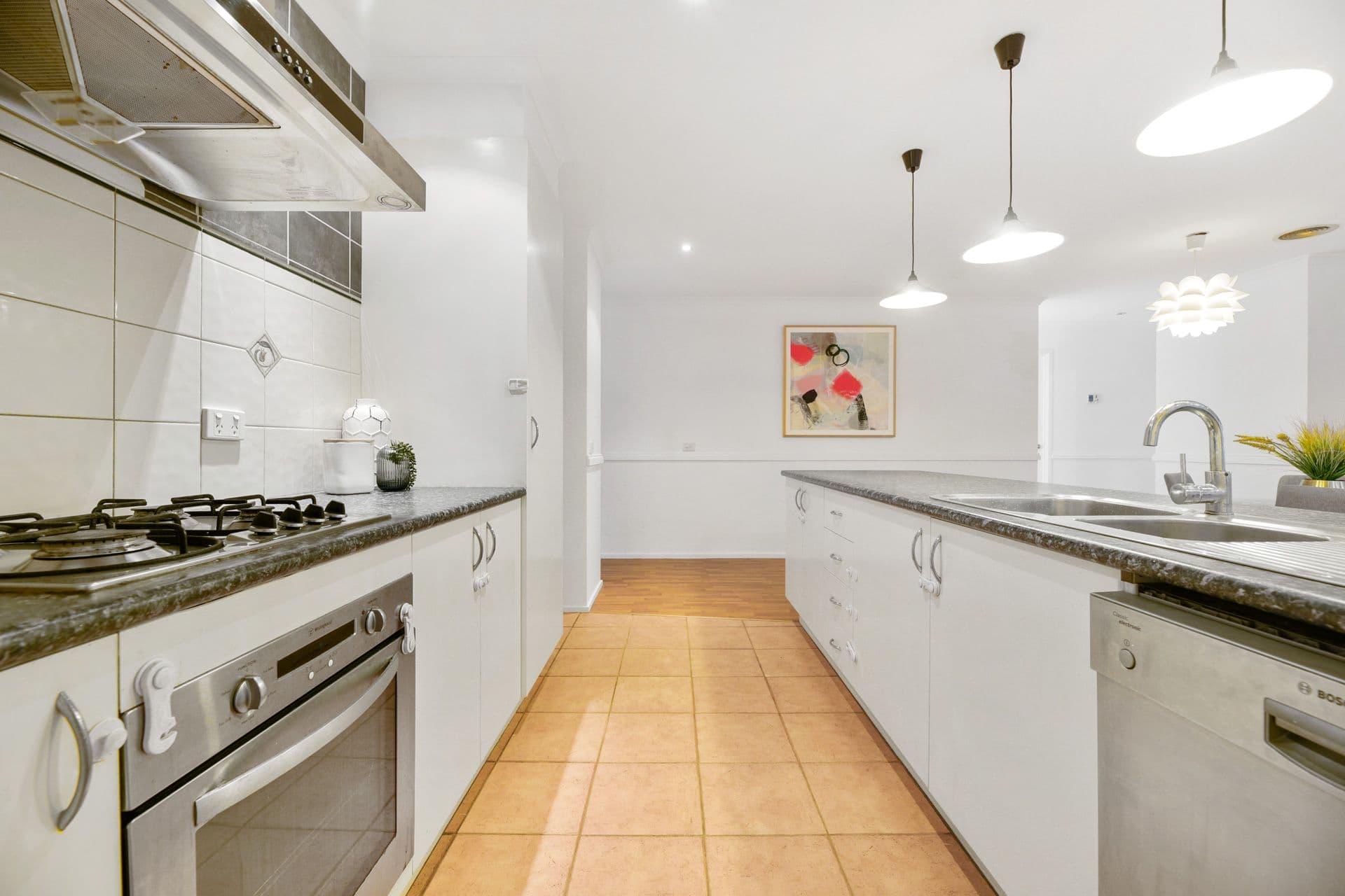 1 Yiota Court, Berwick VIC 3806, Berwick - Thumbnail 6