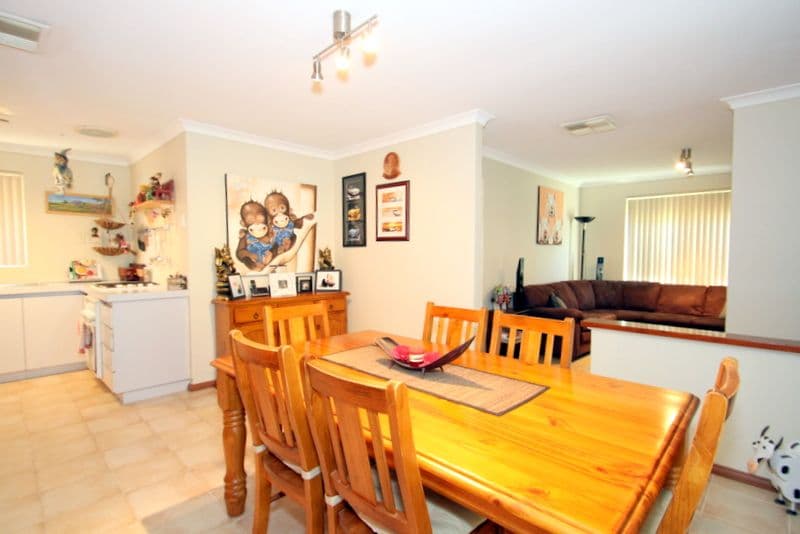 4 Graydon Grove, LEDA WA 6170, Leda - Thumbnail 8