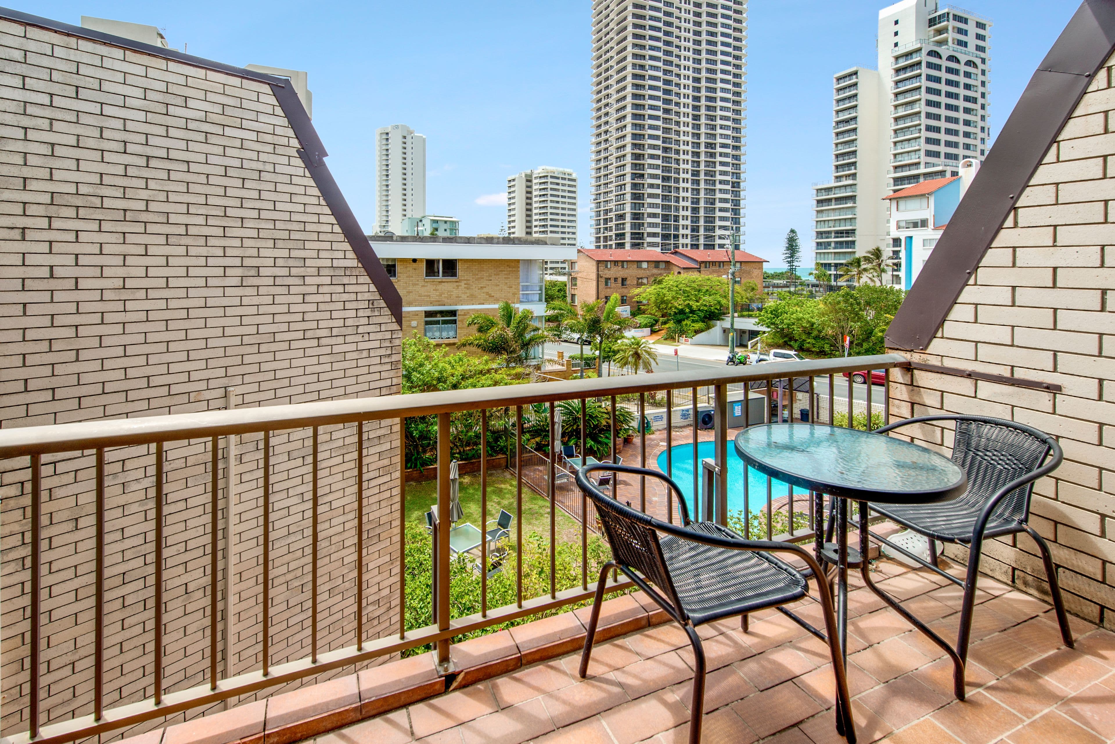 21 Old Burleigh Road, Surfers Paradise QLD 4217, Surfers Paradise - Thumbnail 4