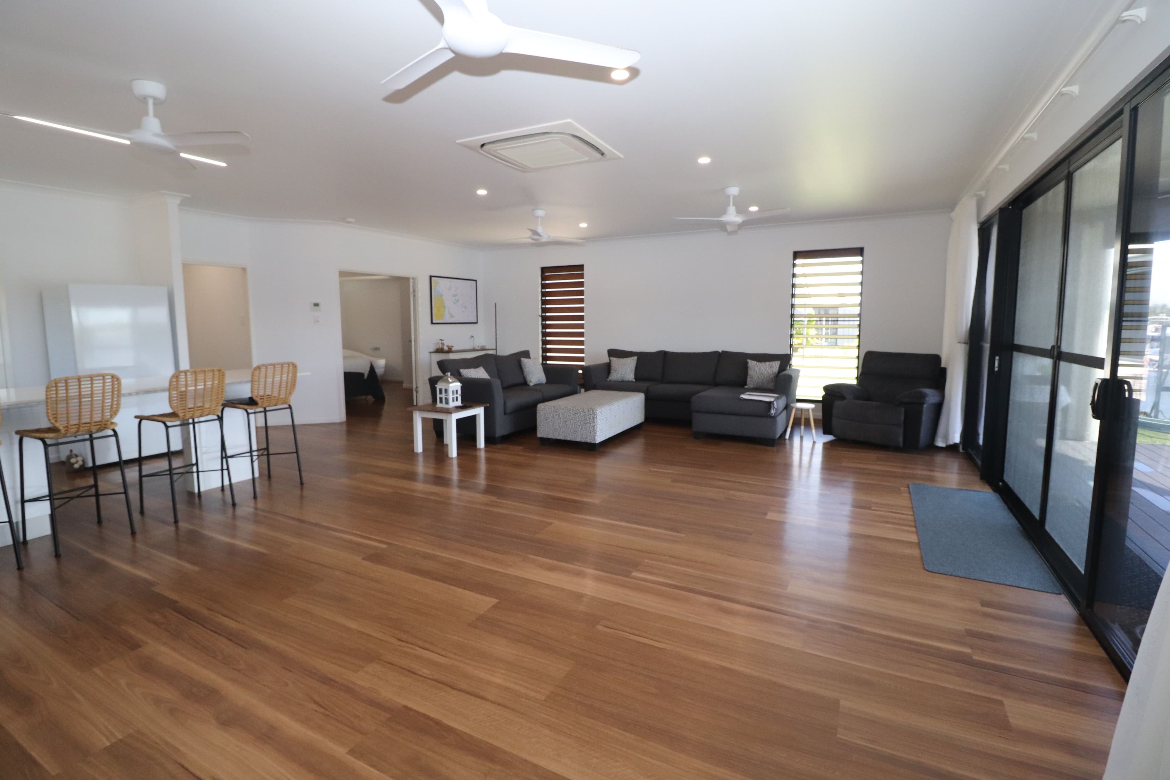 2 Denney Street, Lucinda QLD 4850, Lucinda - Thumbnail 3