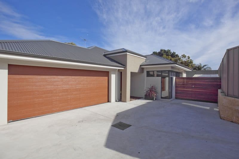 18A Abercorn Road, FORRESTFIELD WA 6058, Forrestfield - Thumbnail 2