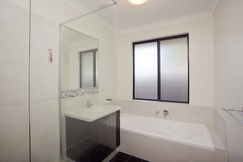 18A Abercorn Road, FORRESTFIELD WA 6058, Forrestfield - Thumbnail 6
