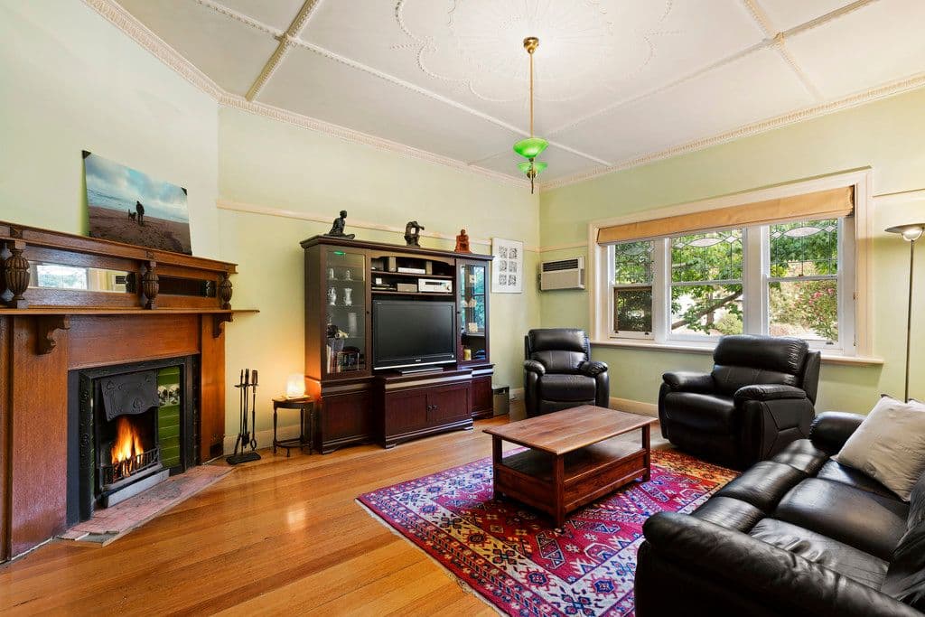 31 Clayton Road, Oakleigh East VIC 3166, Oakleigh East - Thumbnail 2
