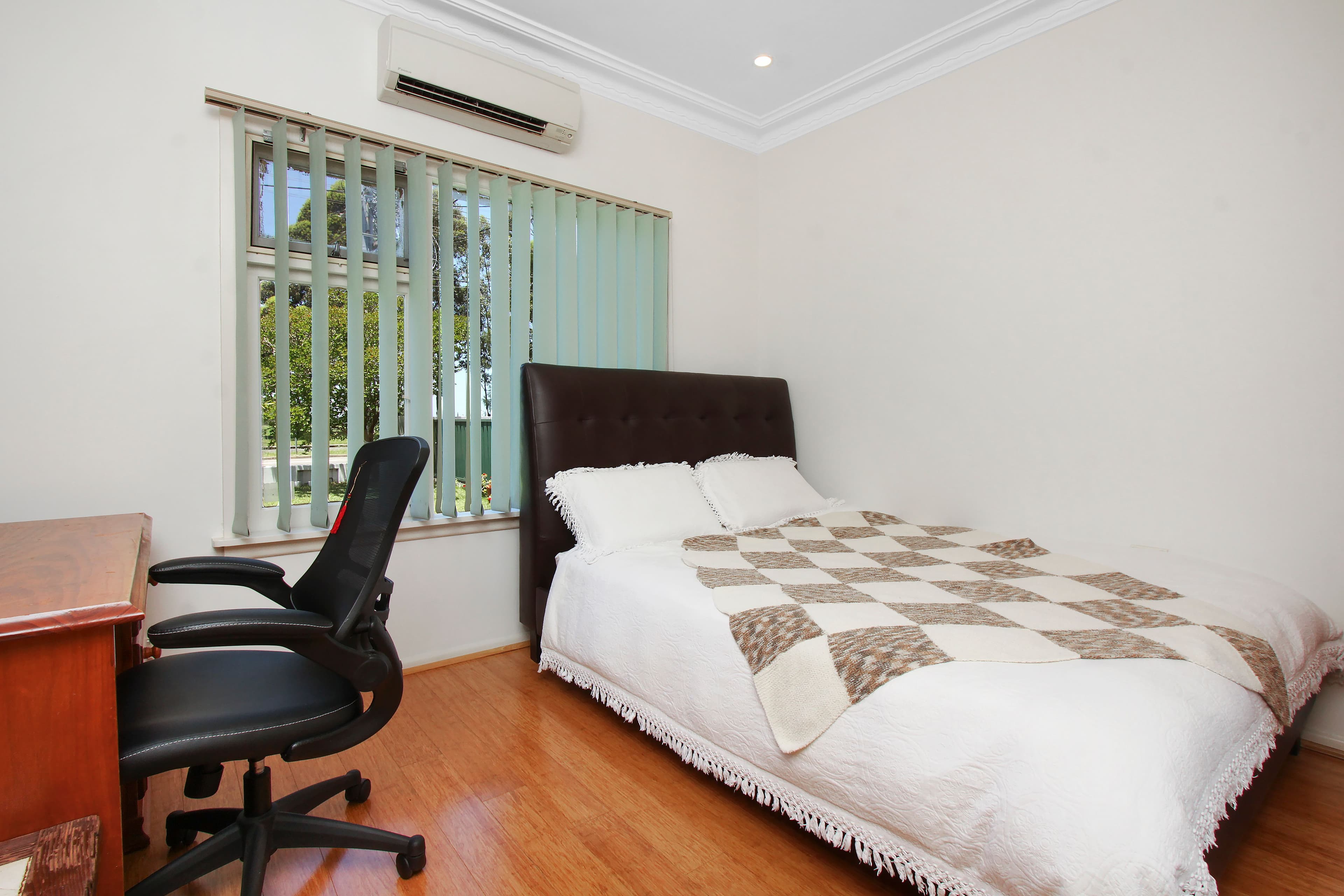 42 Bourke Street, Smithfield NSW 2164, Smithfield - Thumbnail 5
