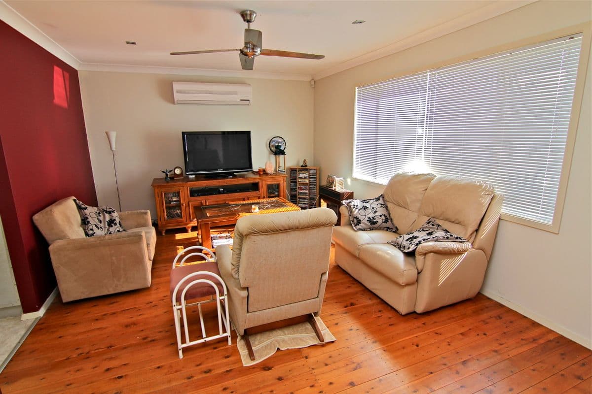 8 Warilda Street, SARATOGA NSW 2251, Saratoga - Thumbnail 3