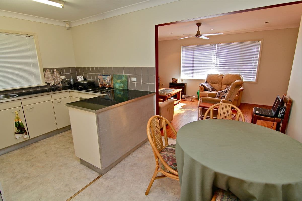 8 Warilda Street, SARATOGA NSW 2251, Saratoga - Thumbnail 5