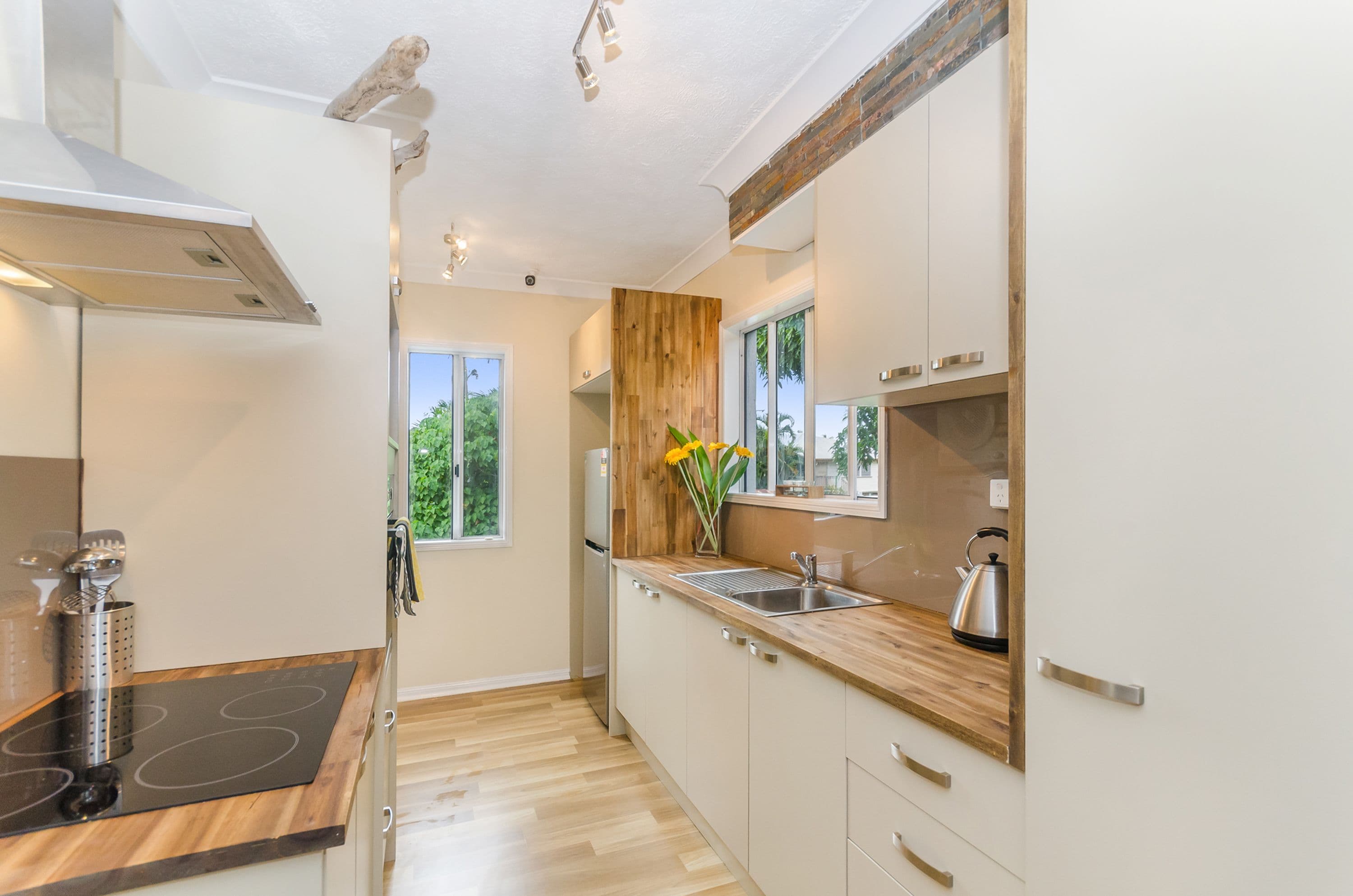 3 Anderson Street, Railway Estate QLD 4810, Railway Estate - Thumbnail 3