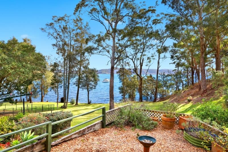 309 Avoca Drive, Green Point - Thumbnail 2