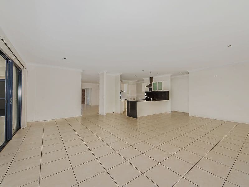 26 Amaray Drive, UPPER COOMERA QLD 4209, Upper Coomera - Thumbnail 6
