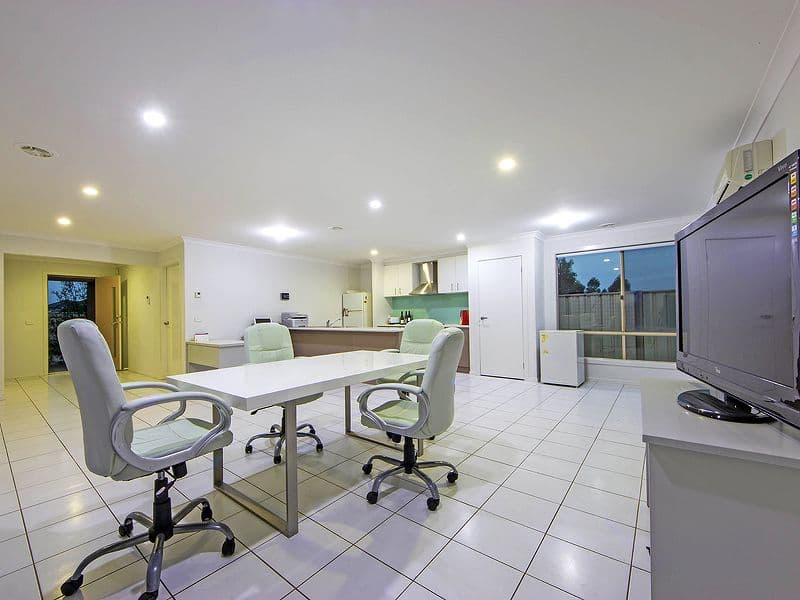 29 Higgins Way, TRUGANINA VIC 3029, Truganina - Thumbnail 3