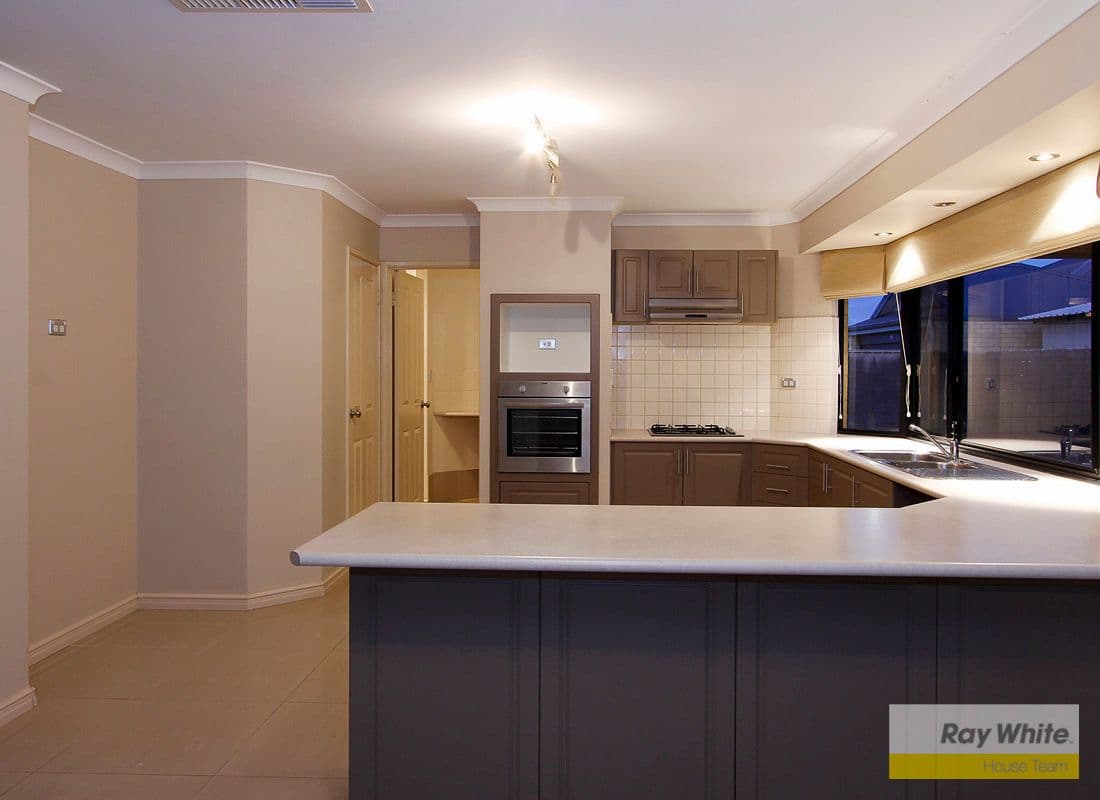 26 Bracadale Way, CANNING VALE WA 6155, Canning Vale - Thumbnail 2