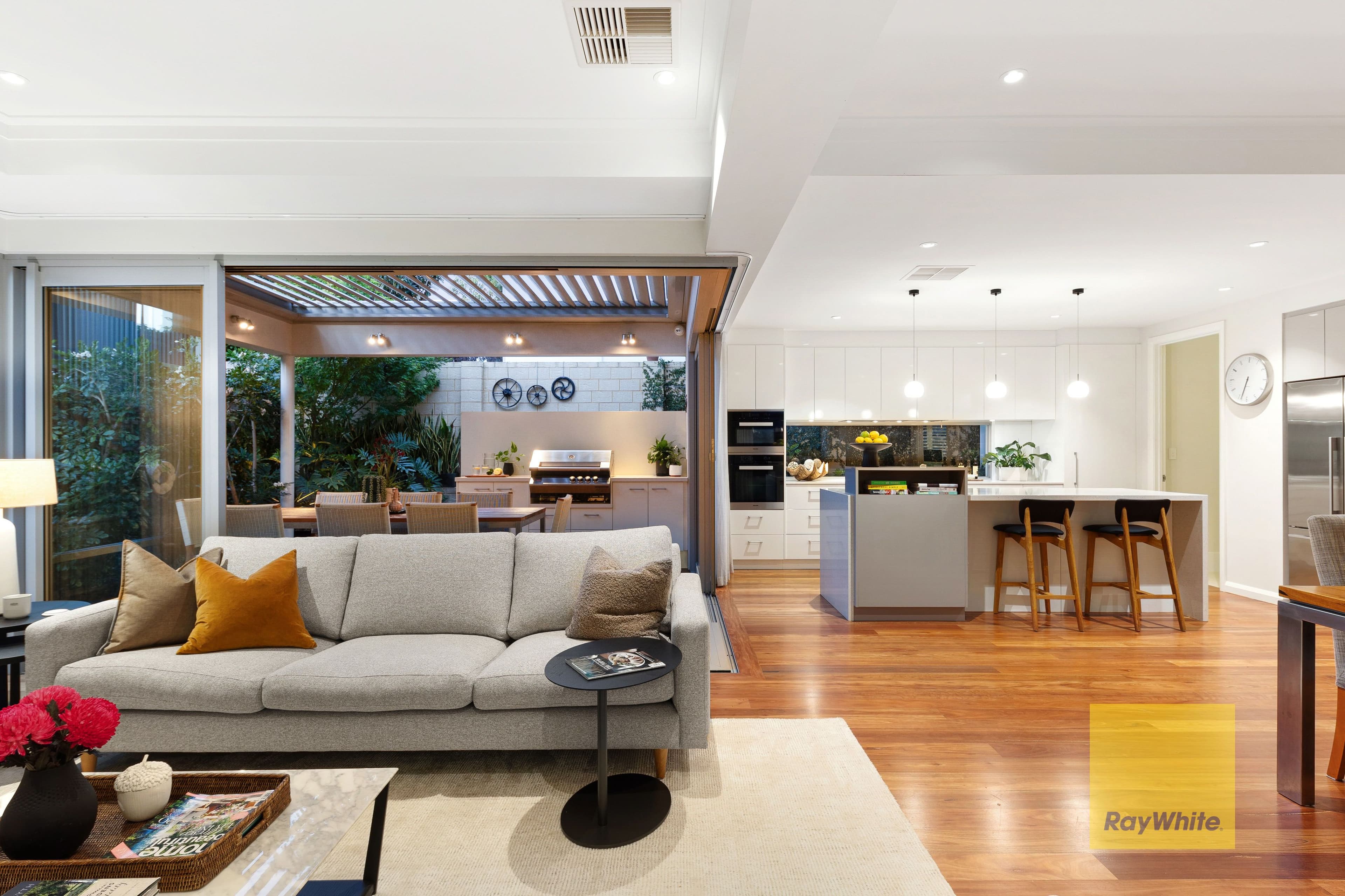 10 Vera Street, Cottesloe WA 6011, Cottesloe - Thumbnail 4