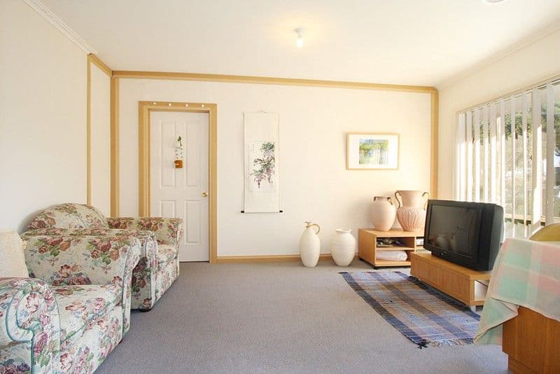 12 Sinnott Sreet, BURWOOD VIC 3125, Burwood - Thumbnail 2