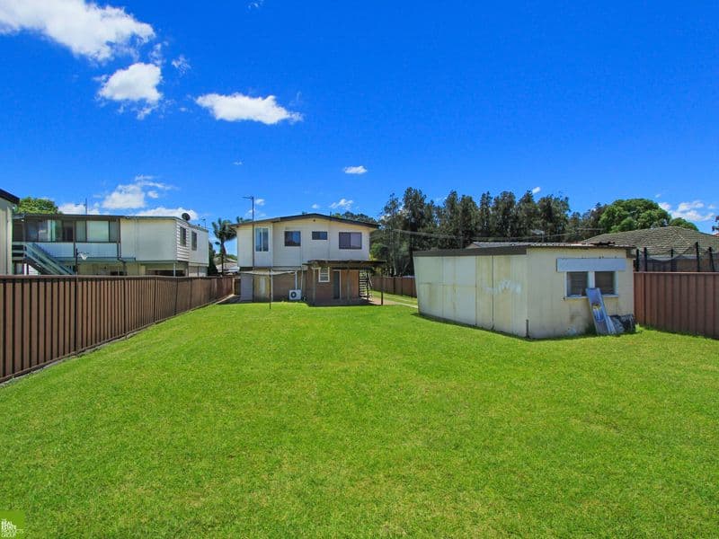 73 Deakin Street, Oak Flats - Thumbnail 5