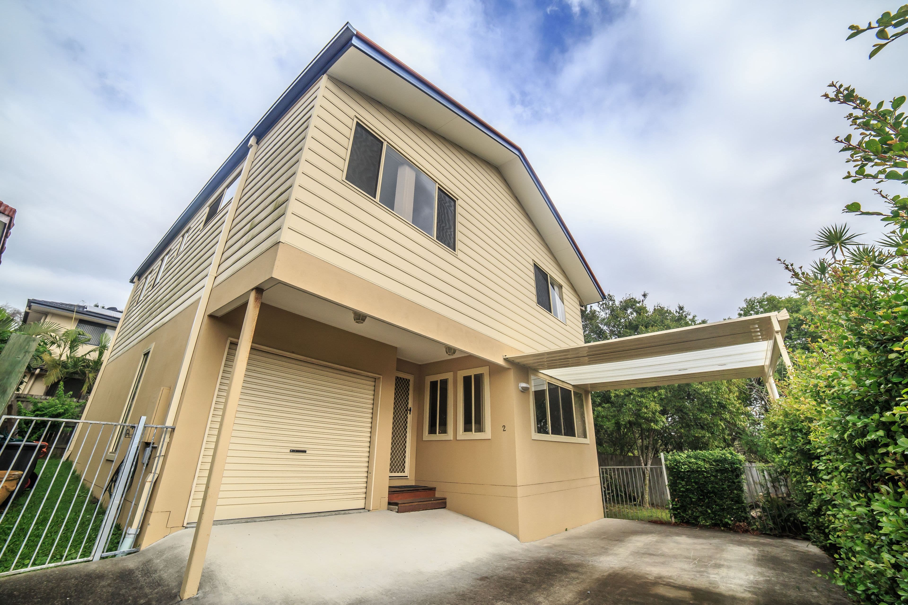 100 Kumbari Avenue, Labrador QLD 4215, Labrador - Image 1