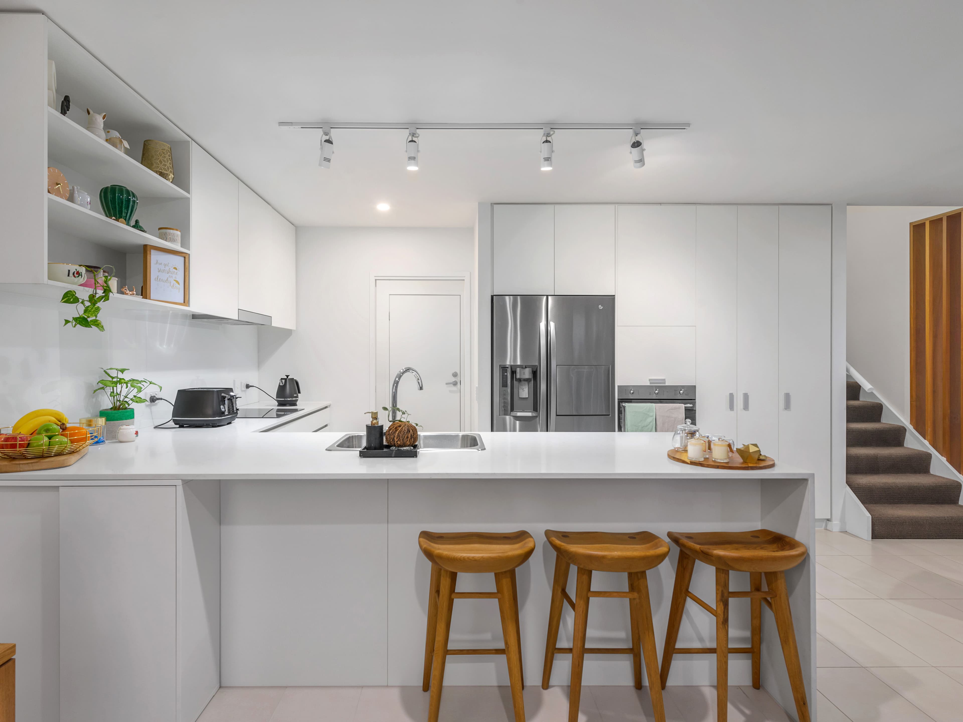 8 Russell Street, Everton Park QLD 4053, Everton Park - Image 1