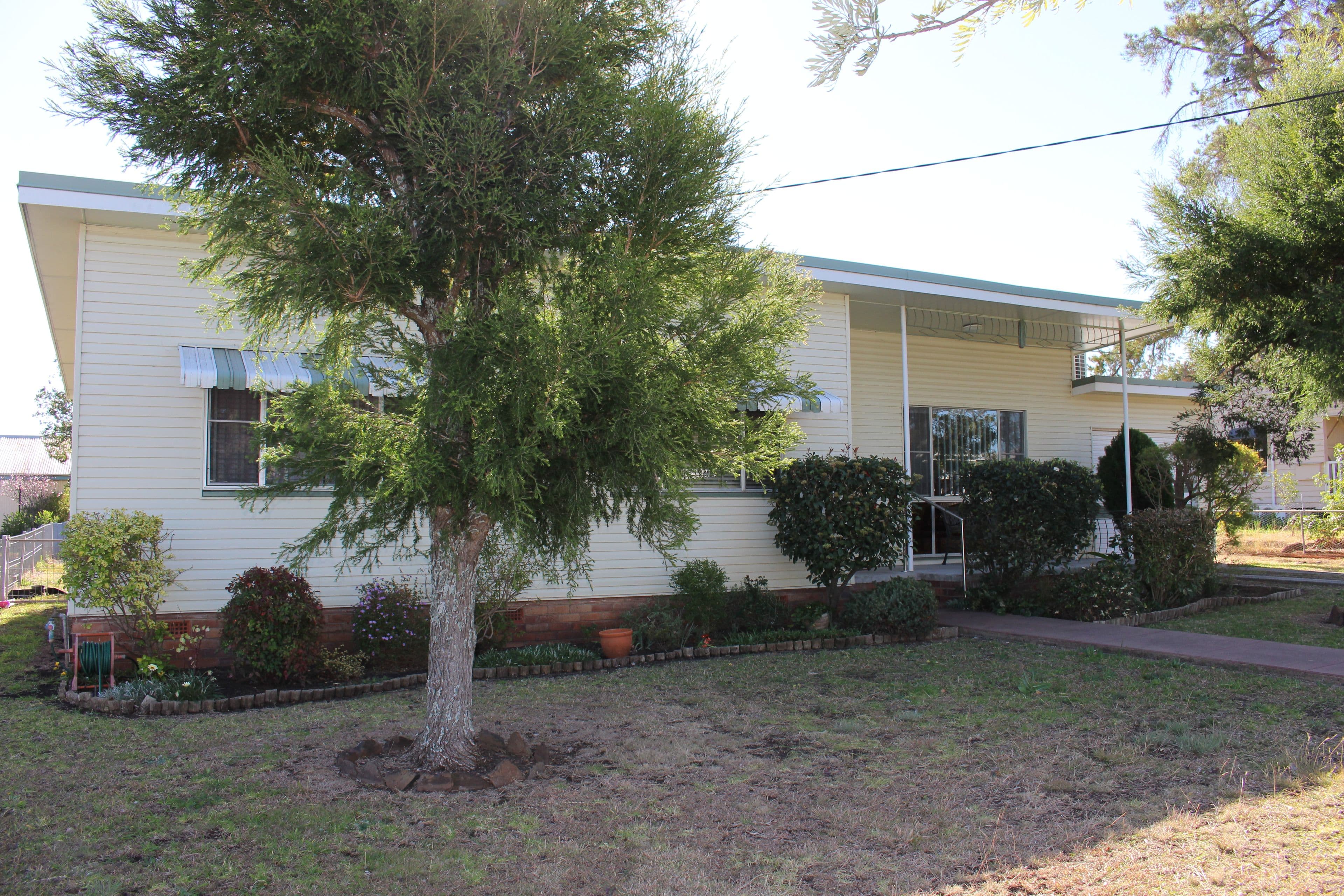 13 Short Street, Pittsworth QLD 4356, Pittsworth - Image 1