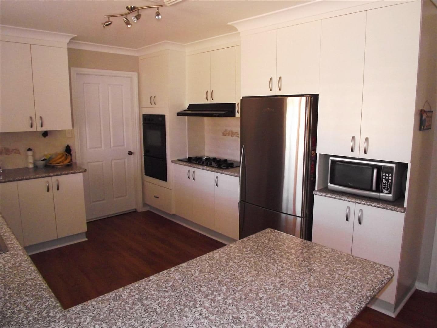 14 Christina Close, PARKES NSW 2870, Parkes - Thumbnail 4