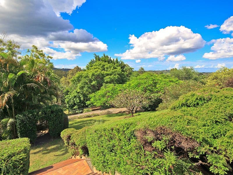 29 Woodview Street, SAMFORD VALLEY QLD 4520, Samford Valley - Thumbnail 2