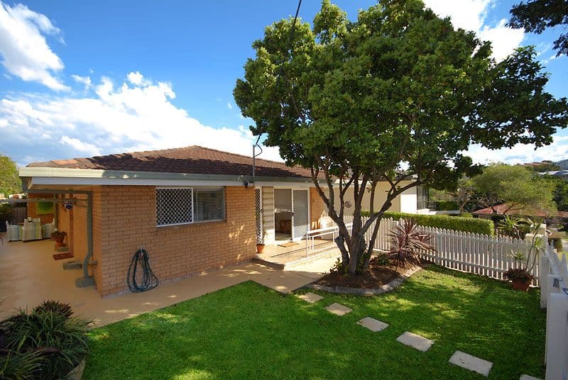 35   Rees Avenue, COORPAROO QLD 4151, Coorparoo - Image 1