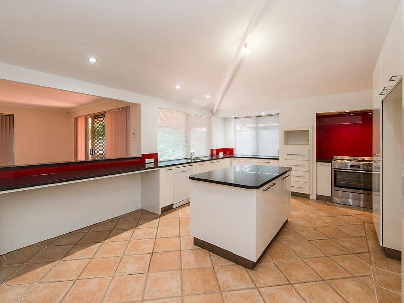 29 Redheart Drive, Thornlie WA 6108, Thornlie - Image 1