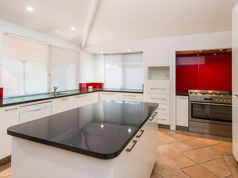 29 Redheart Drive, Thornlie WA 6108, Thornlie - Thumbnail 4
