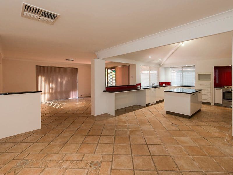 29 Redheart Drive, Thornlie WA 6108, Thornlie - Thumbnail 5