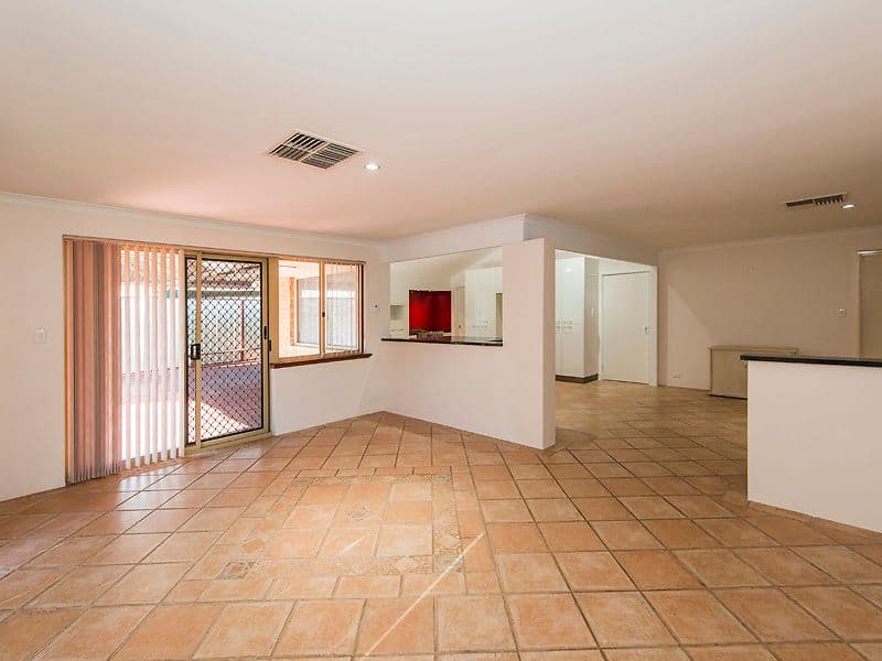 29 Redheart Drive, Thornlie WA 6108, Thornlie - Thumbnail 6