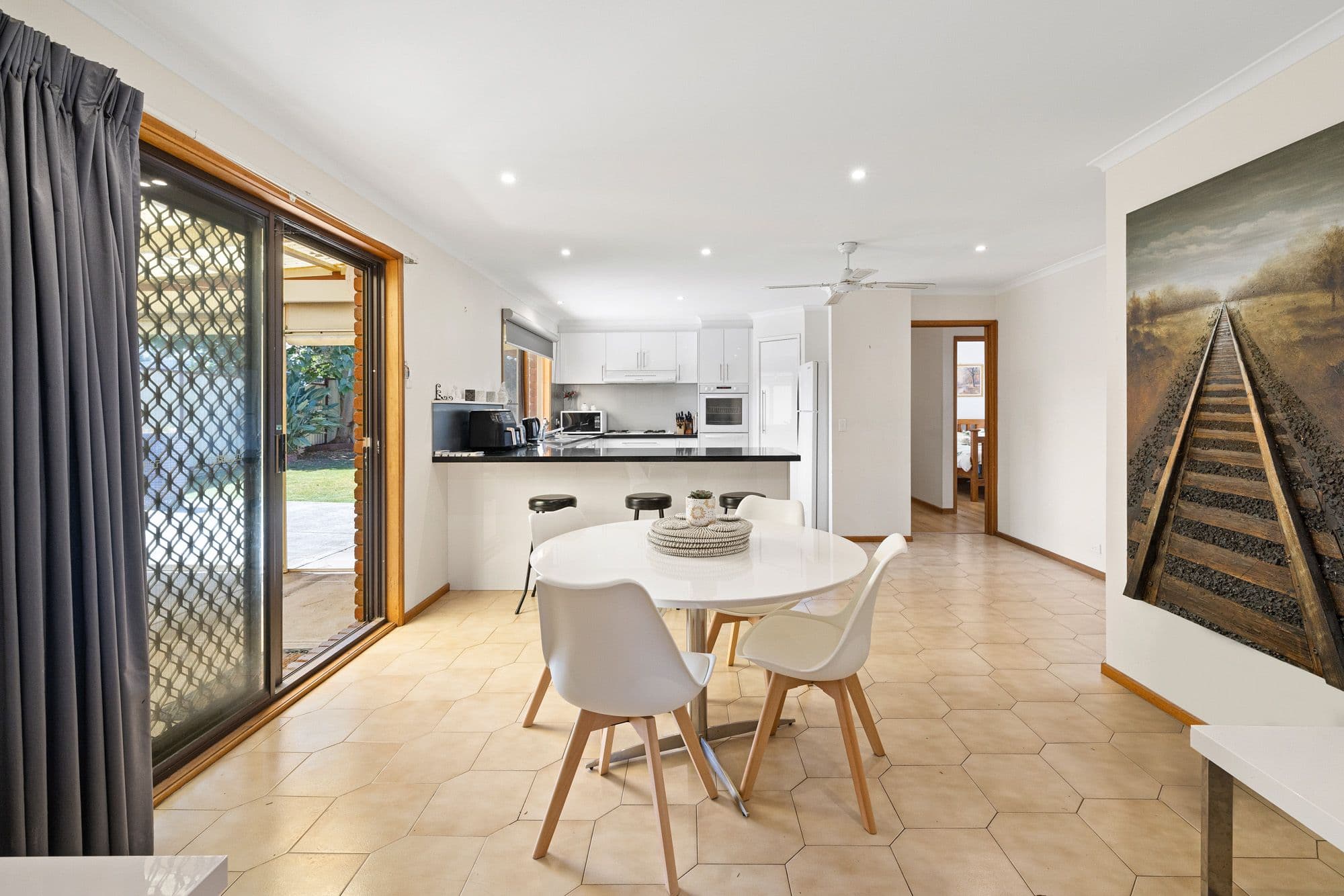 30 Pannam Drive, Hoppers Crossing VIC 3029, Hoppers Crossing - Thumbnail 5