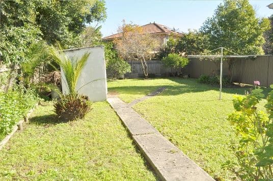 62 Wenke Crescent, YAGOONA NSW 2199, Yagoona - Thumbnail 8