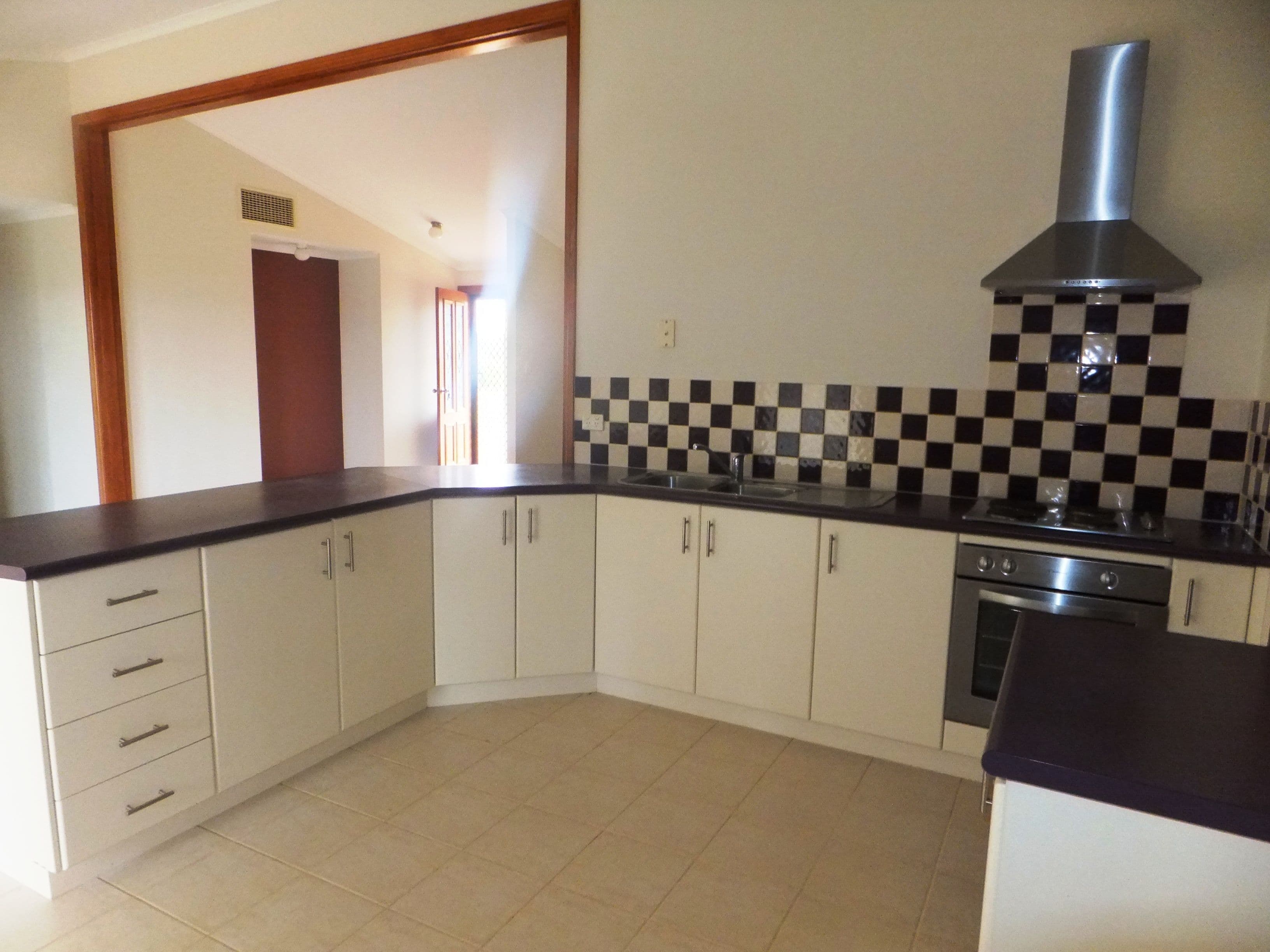 214 Cambewarra Drive, Hopetoun WA 6348, Hopetoun - Thumbnail 4