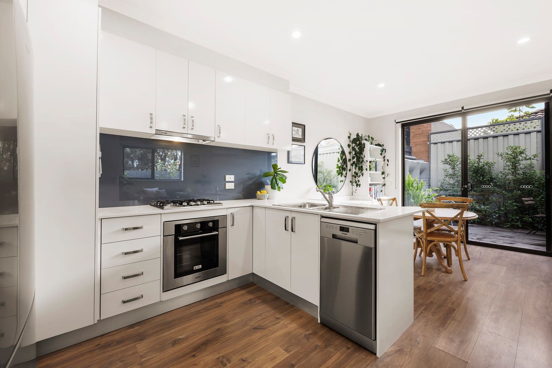 17 Pershing Street, Reservoir VIC 3073, Reservoir - Thumbnail 2