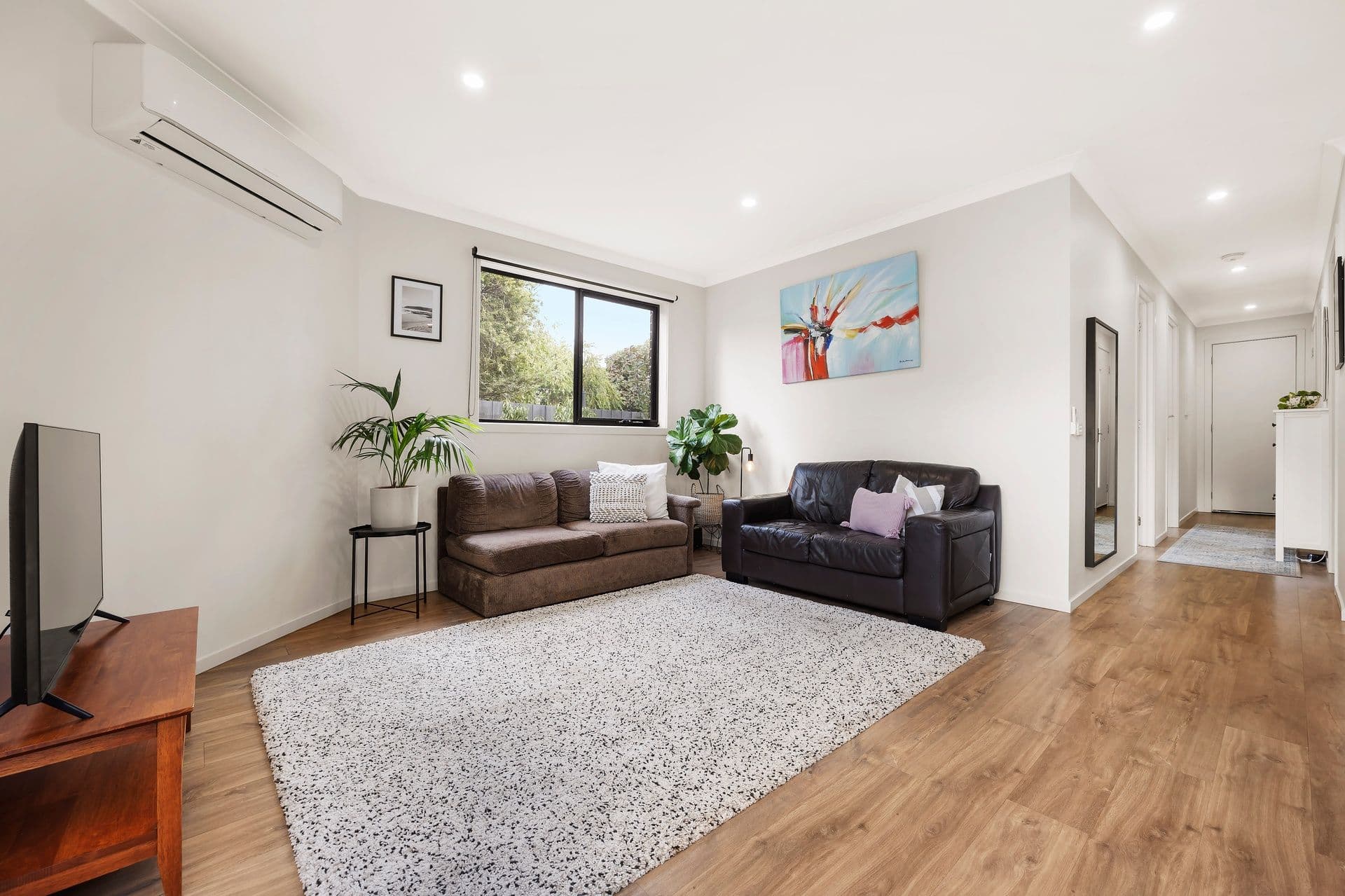 17 Pershing Street, Reservoir VIC 3073, Reservoir - Thumbnail 3