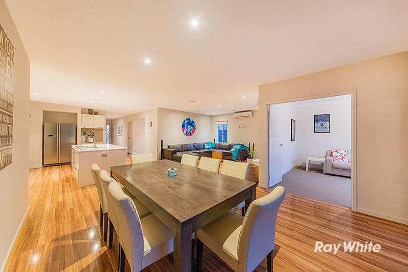 4 Dusky Bells Drive, Cranbourne West VIC 3977, Cranbourne West - Thumbnail 4