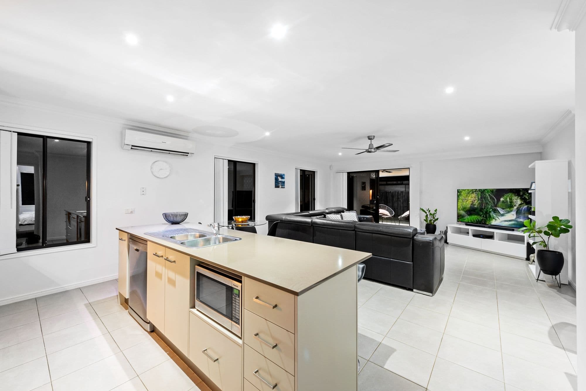 9 Wedge Tail Court, Griffin QLD 4503, Griffin - Thumbnail 4