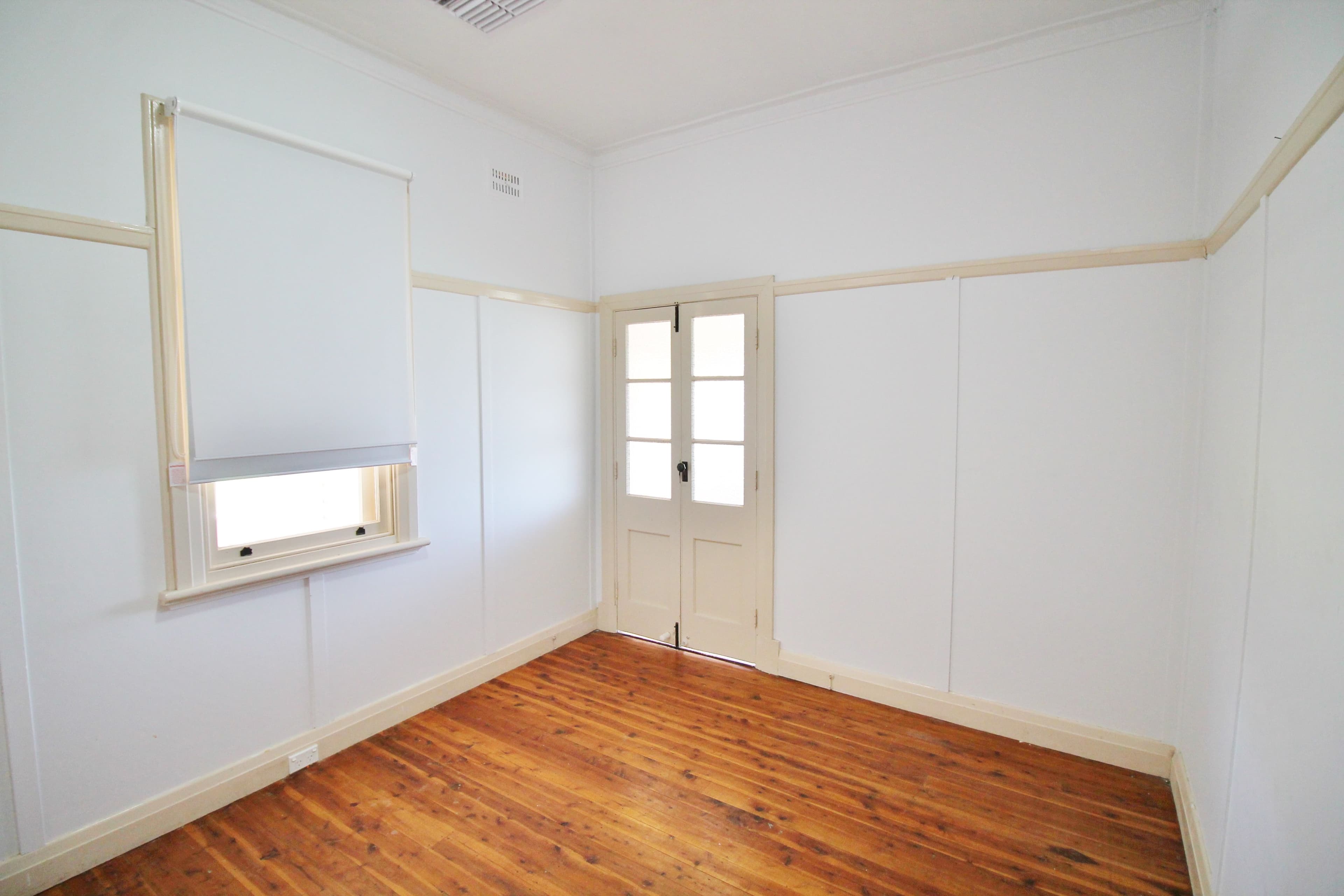 29 Yass Street, Young NSW 2594, Young - Thumbnail 6