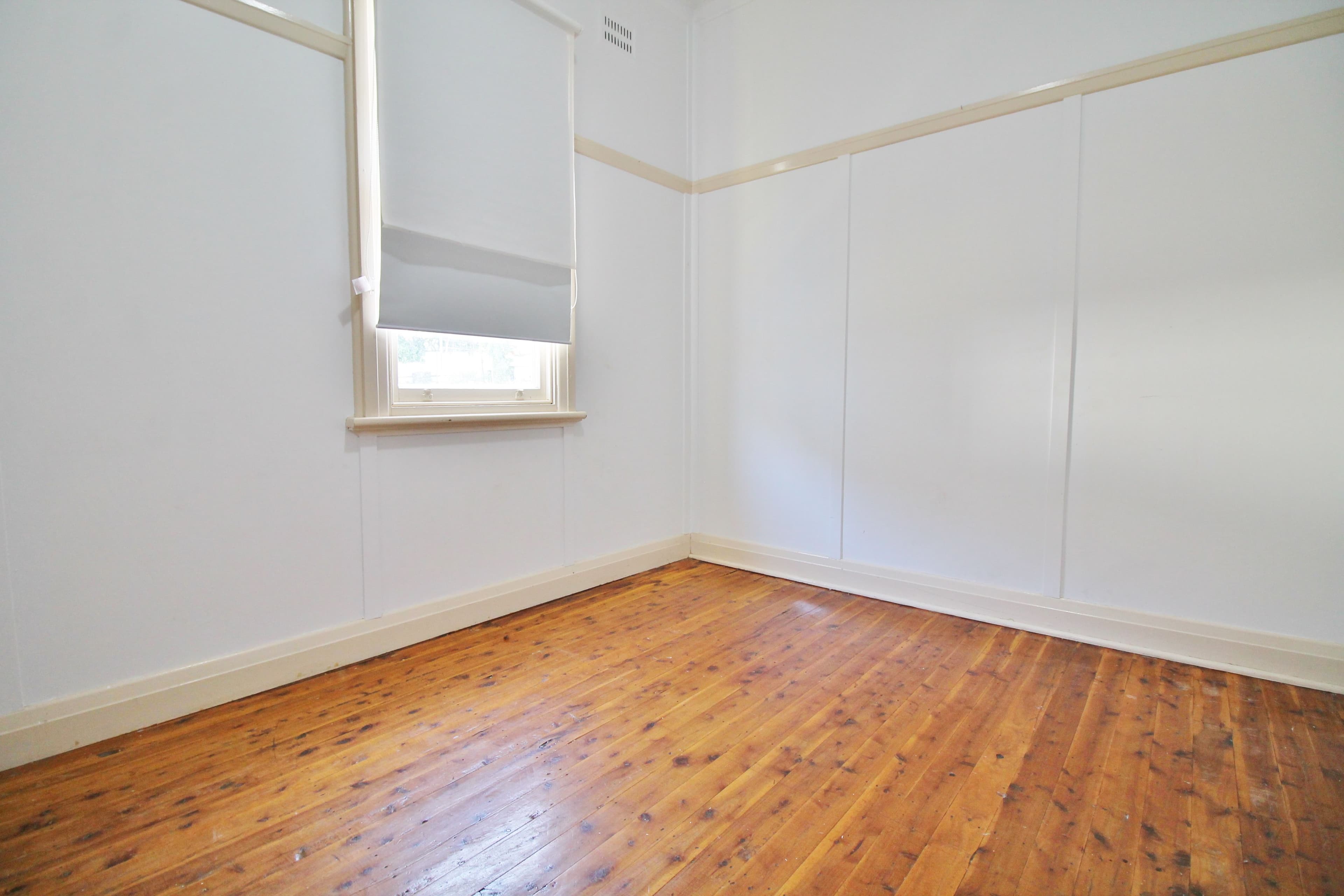29 Yass Street, Young NSW 2594, Young - Thumbnail 7