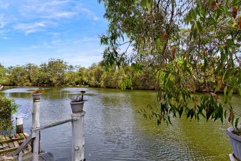14 Geoffrey Road, CHITTAWAY POINT NSW 2261, Chittaway Point - Thumbnail 4