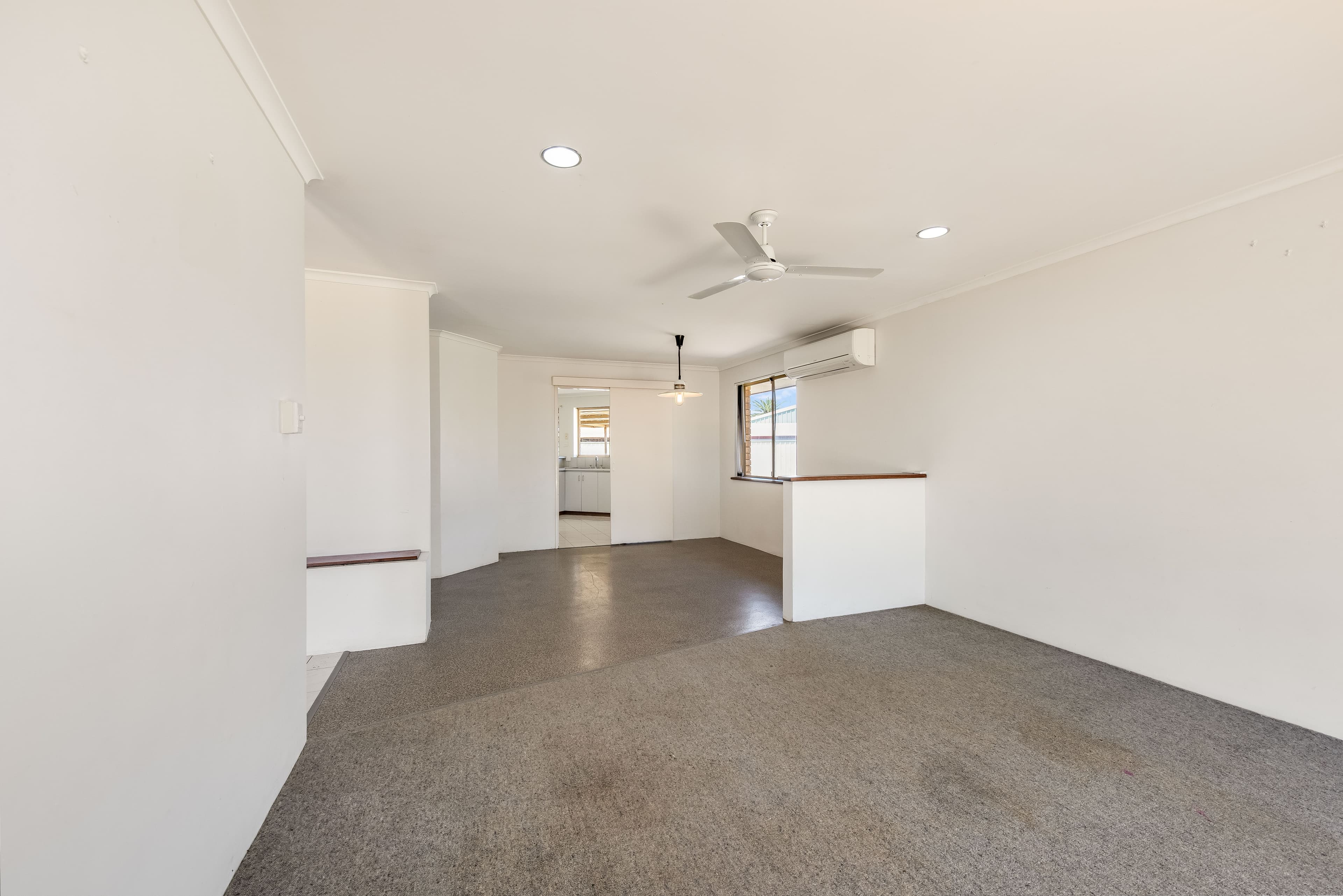 14 Marsh Place, Mount Tarcoola WA 6530, Mount Tarcoola - Thumbnail 2