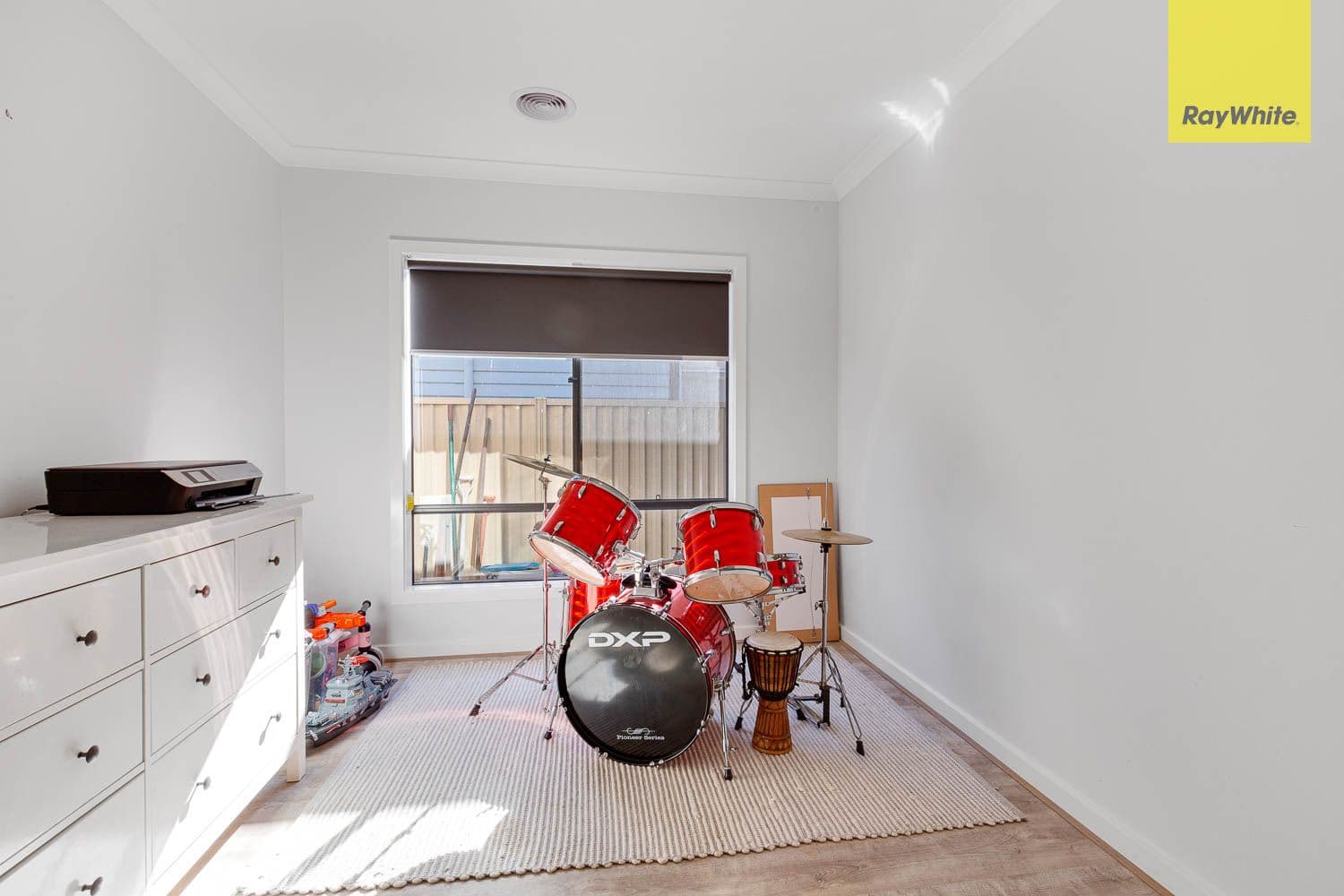 11 Cowie Street, Ballan VIC 3342, Ballan - Thumbnail 4