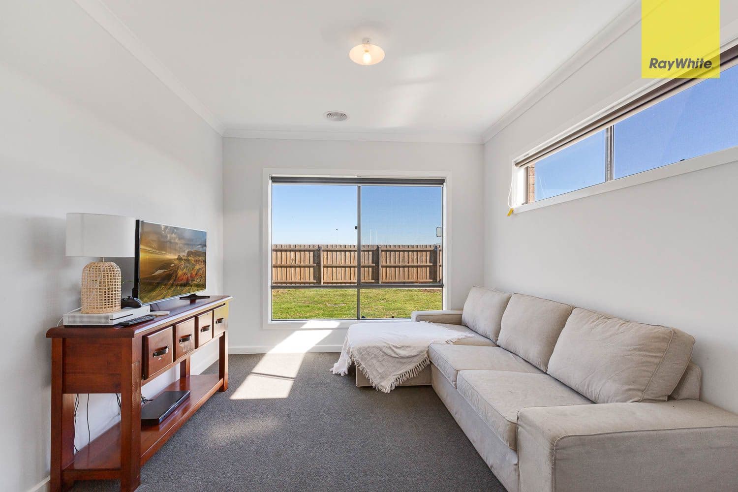 11 Cowie Street, Ballan VIC 3342, Ballan - Thumbnail 8