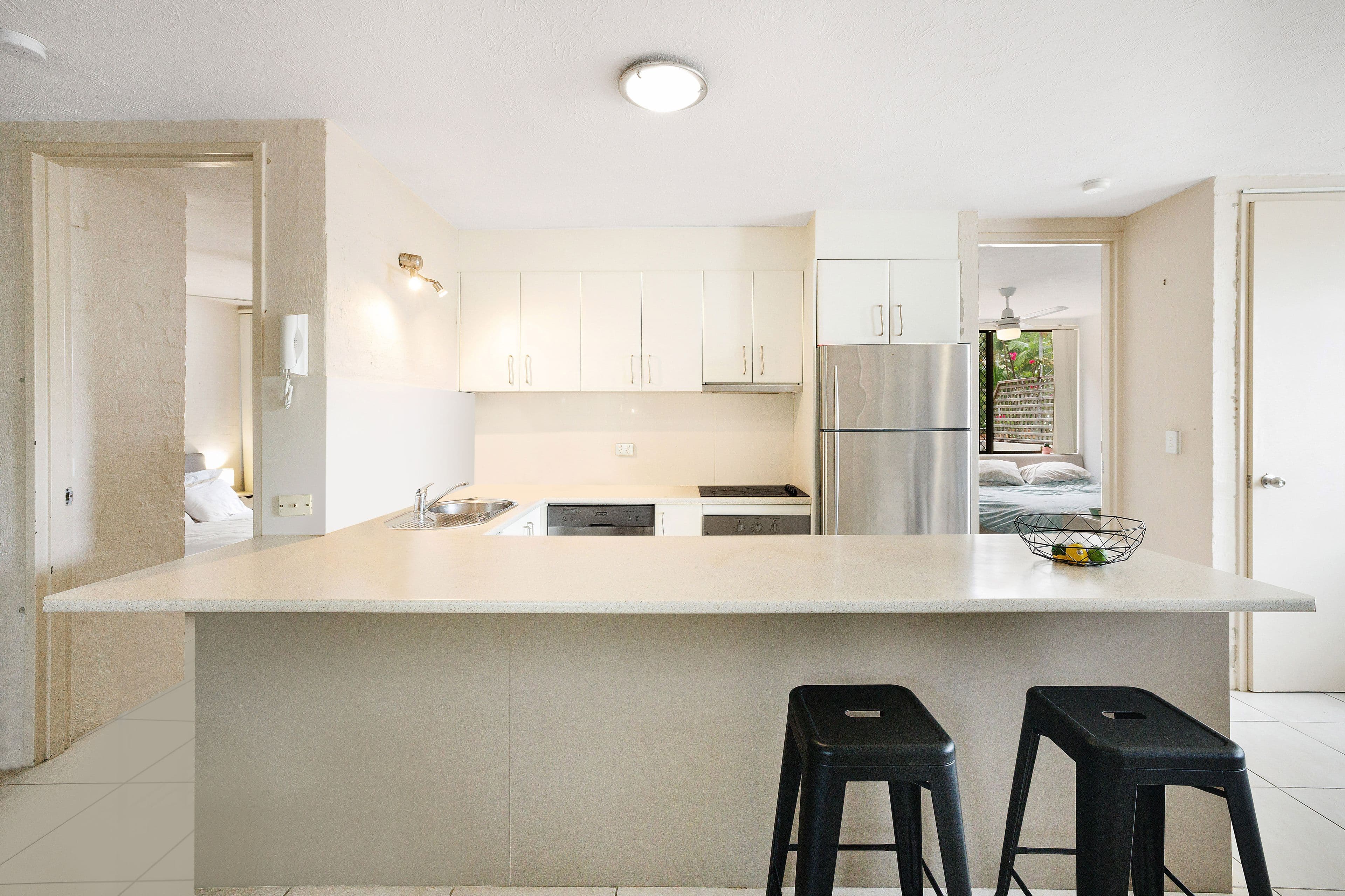 13 Federation Avenue, Broadbeach QLD 4218, Broadbeach - Thumbnail 2