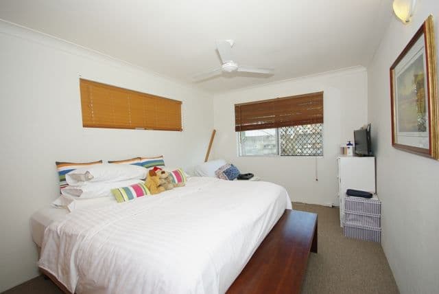5 Pheasant Court, MIAMI QLD 4220, Miami - Thumbnail 6