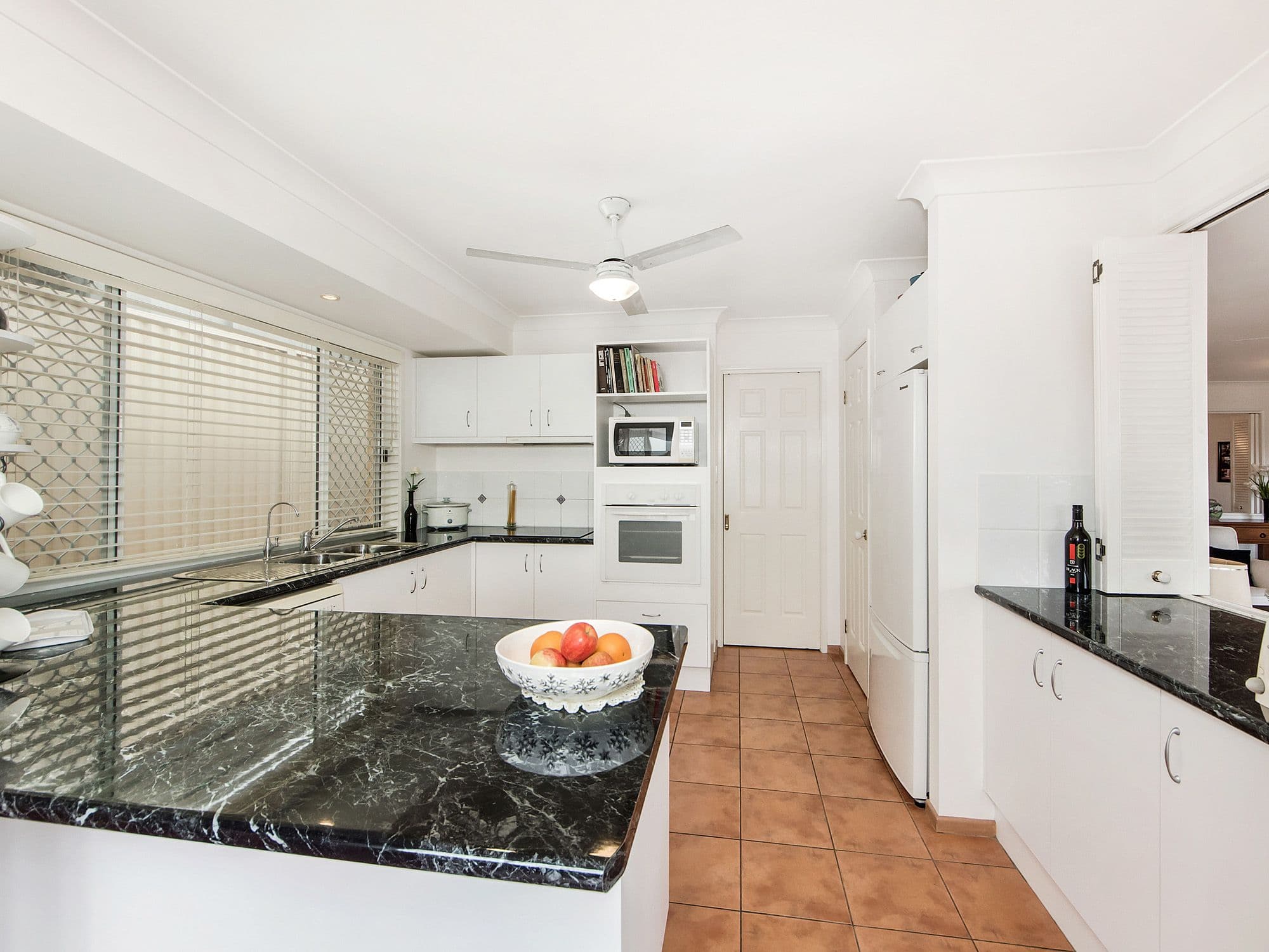 49 Oregon Way, Oxenford QLD 4210, Oxenford - Thumbnail 6