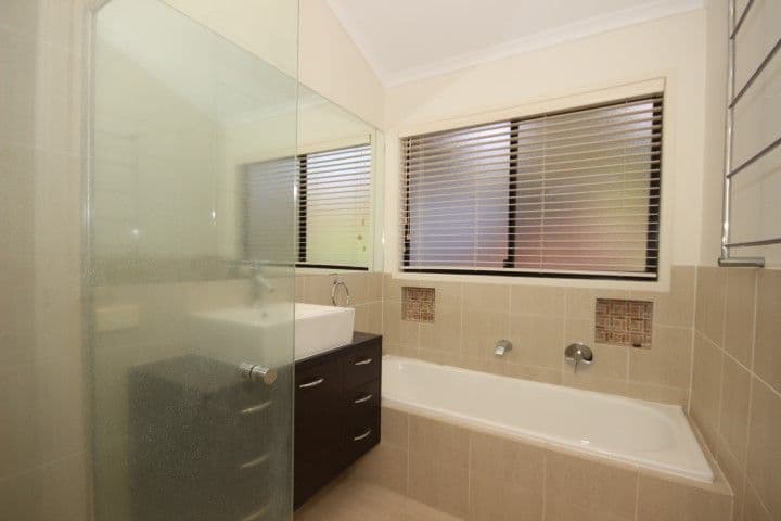 14 Firewheel Way, Banora Point - Thumbnail 7