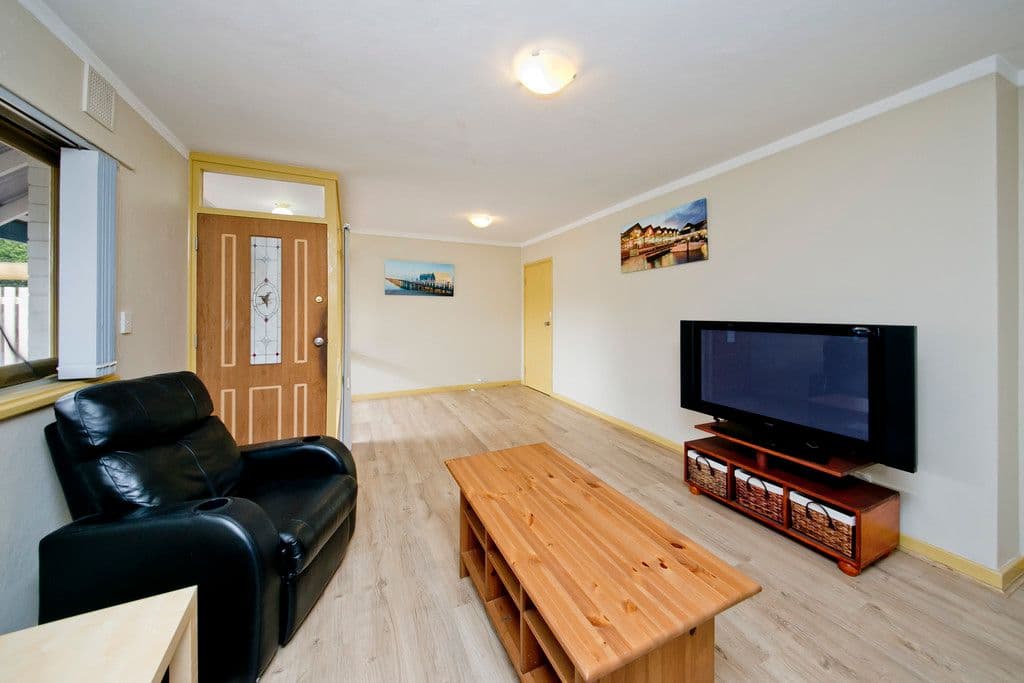 3 Derrington Crescent, Balga WA 6061, Balga - Thumbnail 7