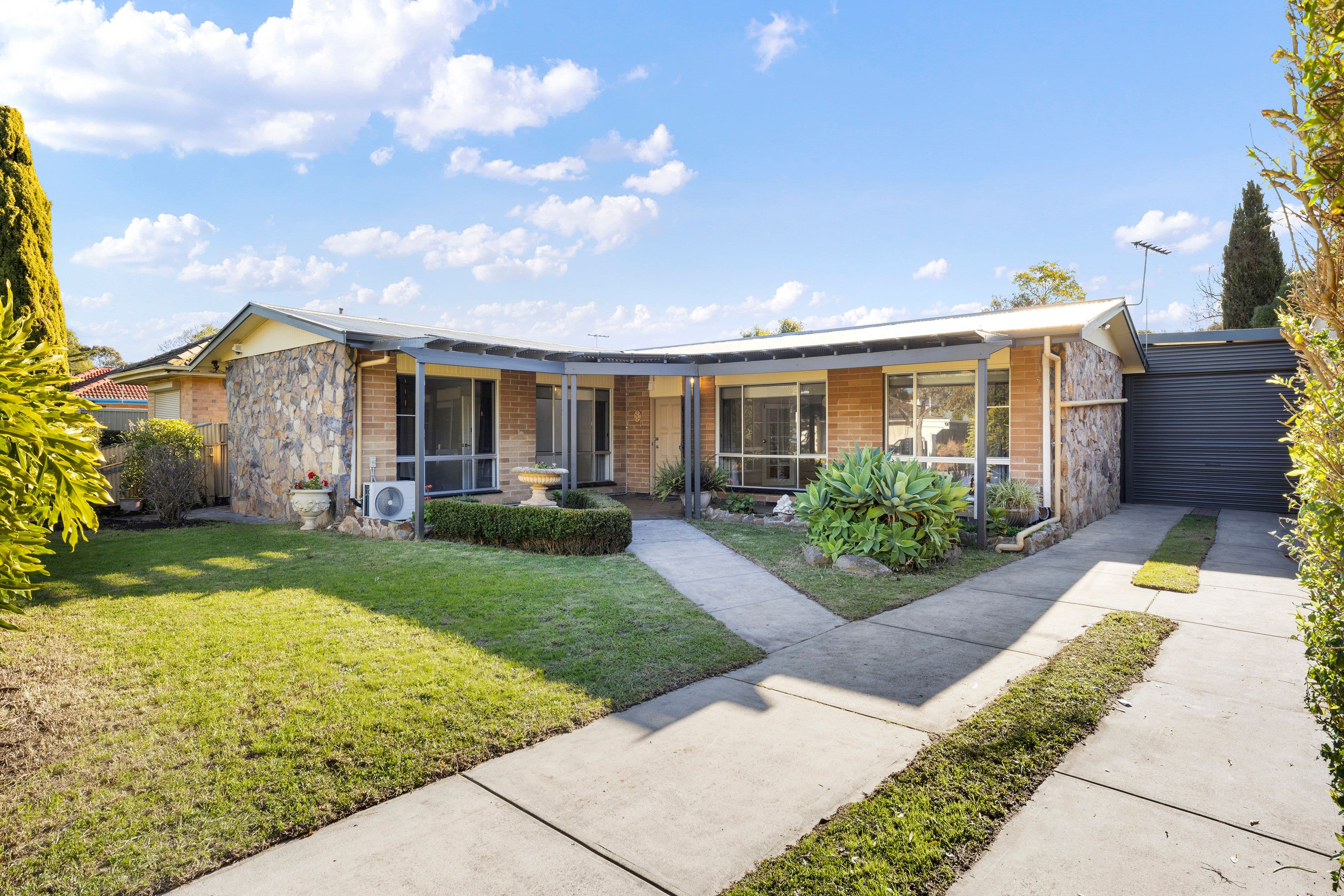 11 Whitelodge Road, Paradise SA 5075, Paradise - Thumbnail 2