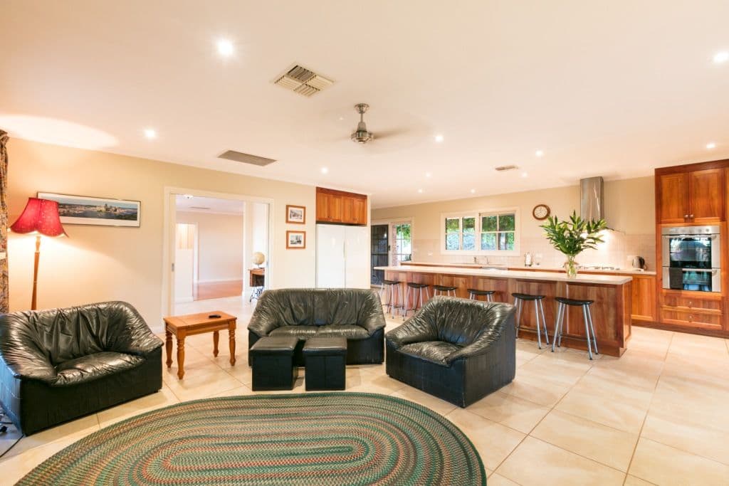 221 Woorlong Avenue, Red Cliffs VIC 3496, Red Cliffs - Thumbnail 8