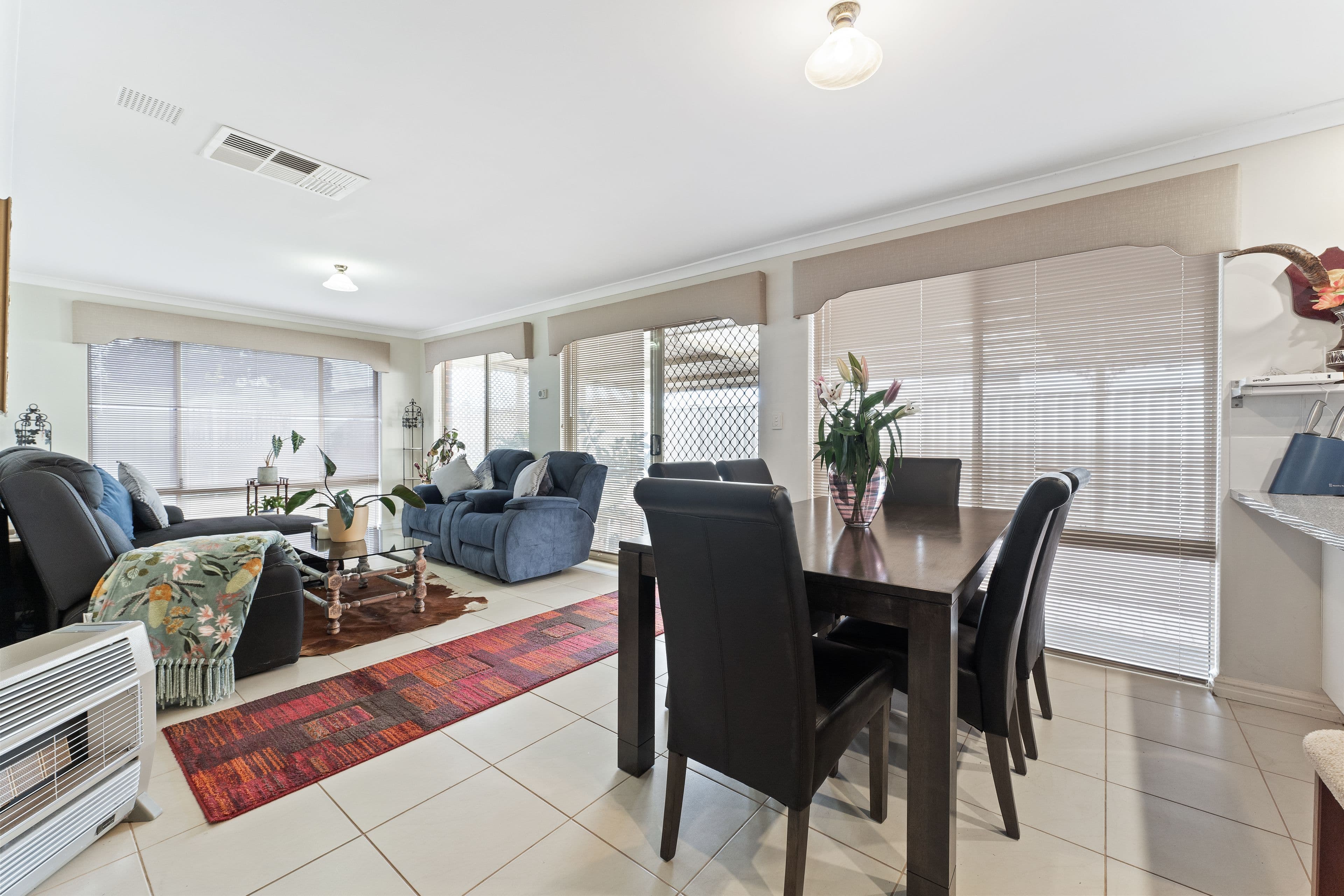 3 Woodlark Close, Waikiki WA 6169, Waikiki - Thumbnail 3