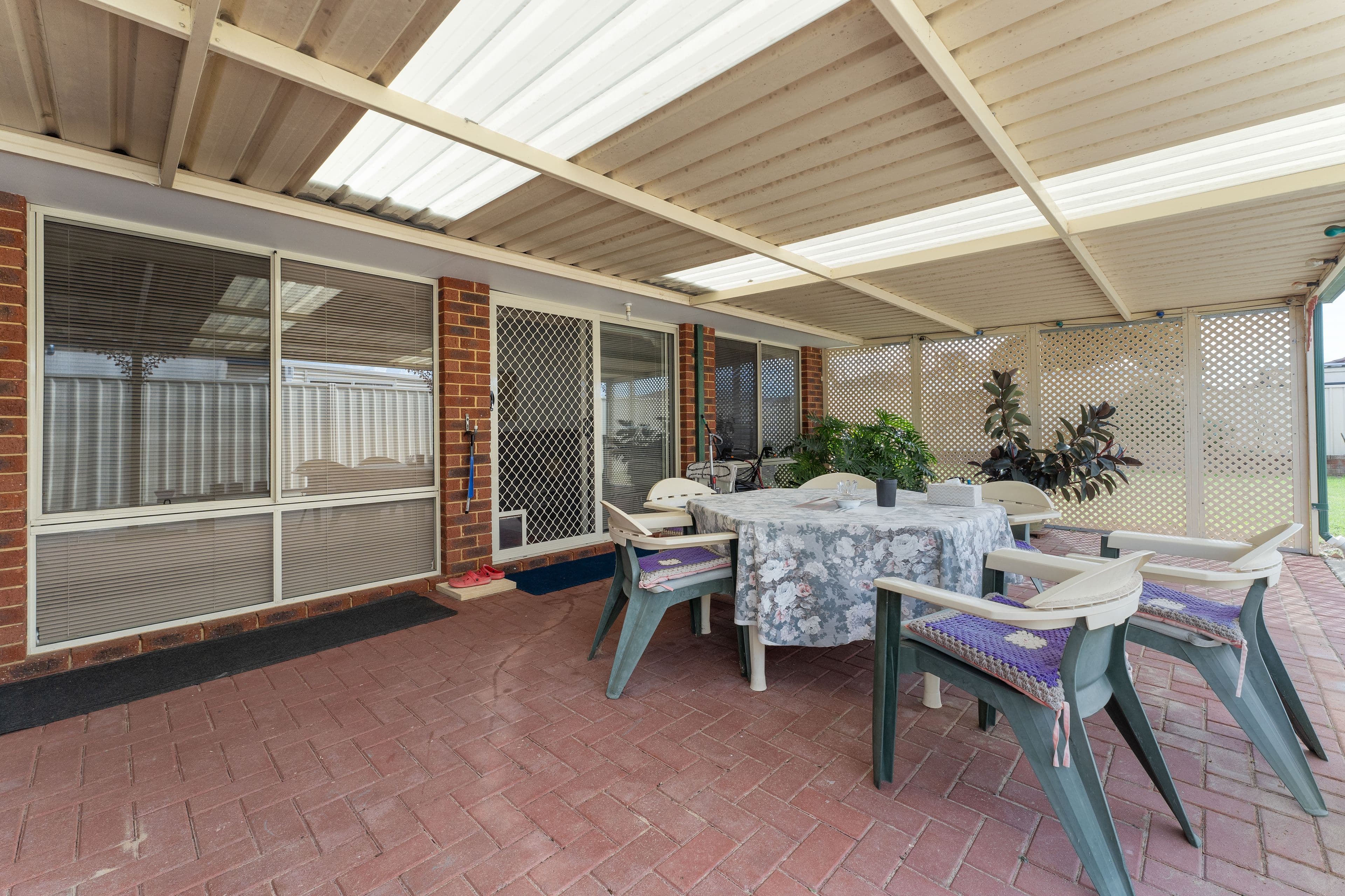 3 Woodlark Close, Waikiki WA 6169, Waikiki - Thumbnail 4